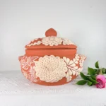 Handmade Clay Tortillero with lid from Michoacan - Image 4